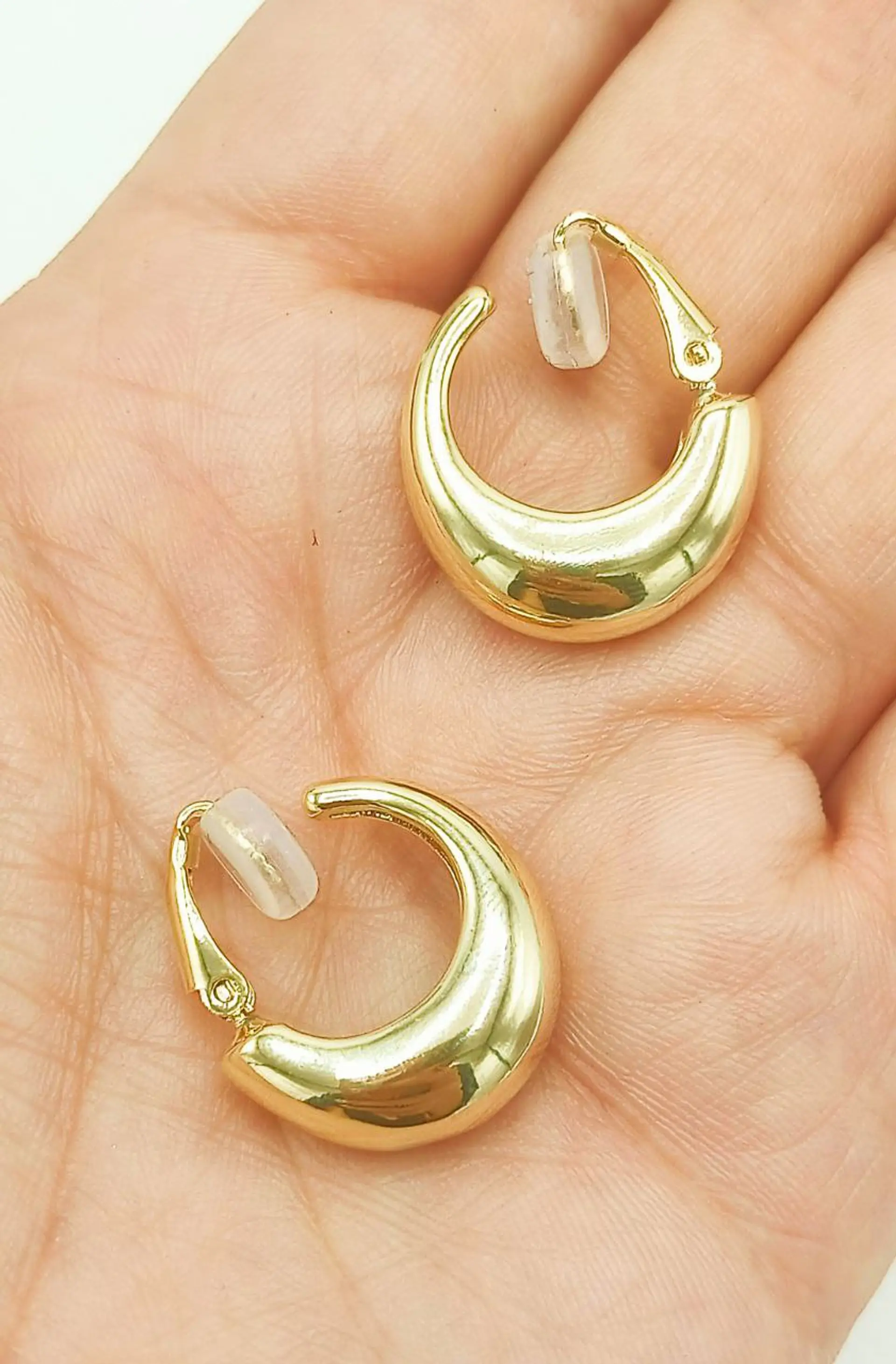 Argollas Sin Perforacion Chunky Huggies Chapada En Oro 18k 4