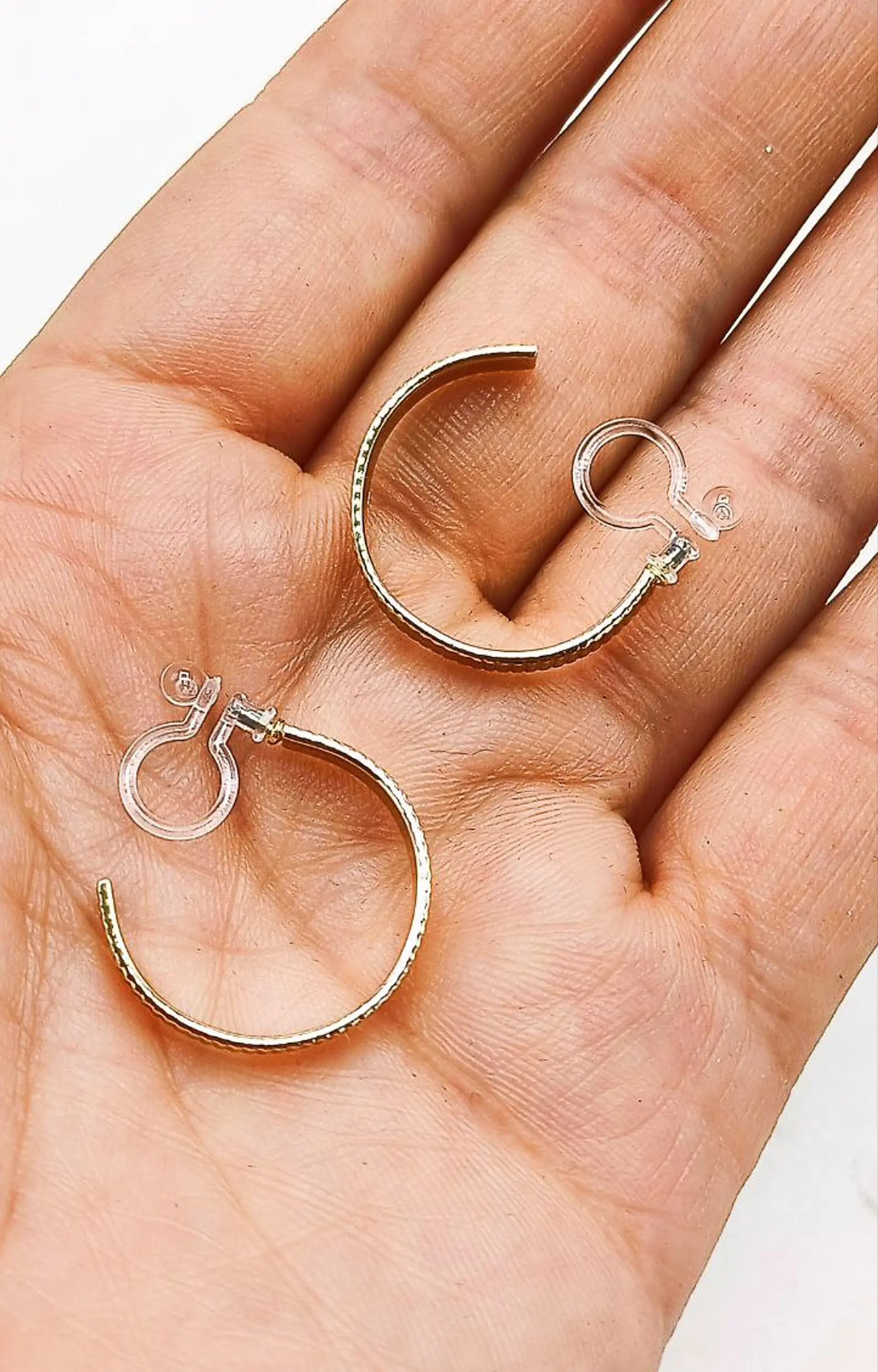 Aros Sin Perforación Argollas relieve líneas Hoop Clip Invisible  4