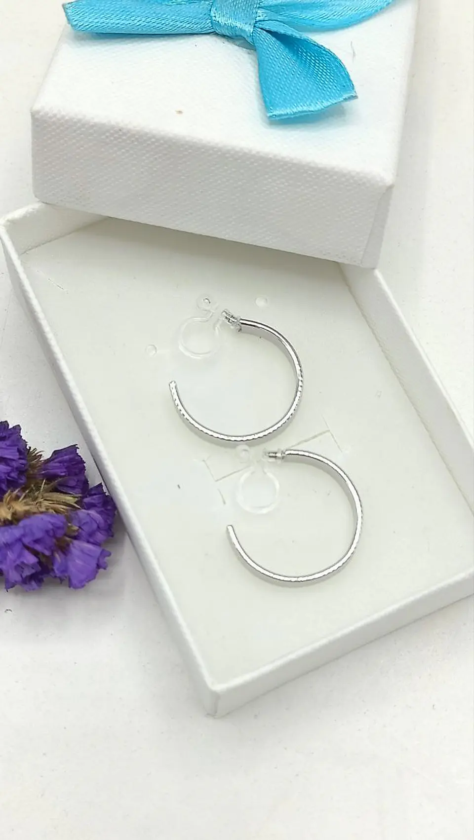 Aros Sin Perforación Argolla Hoop relieve líneas Clip Invisible  2