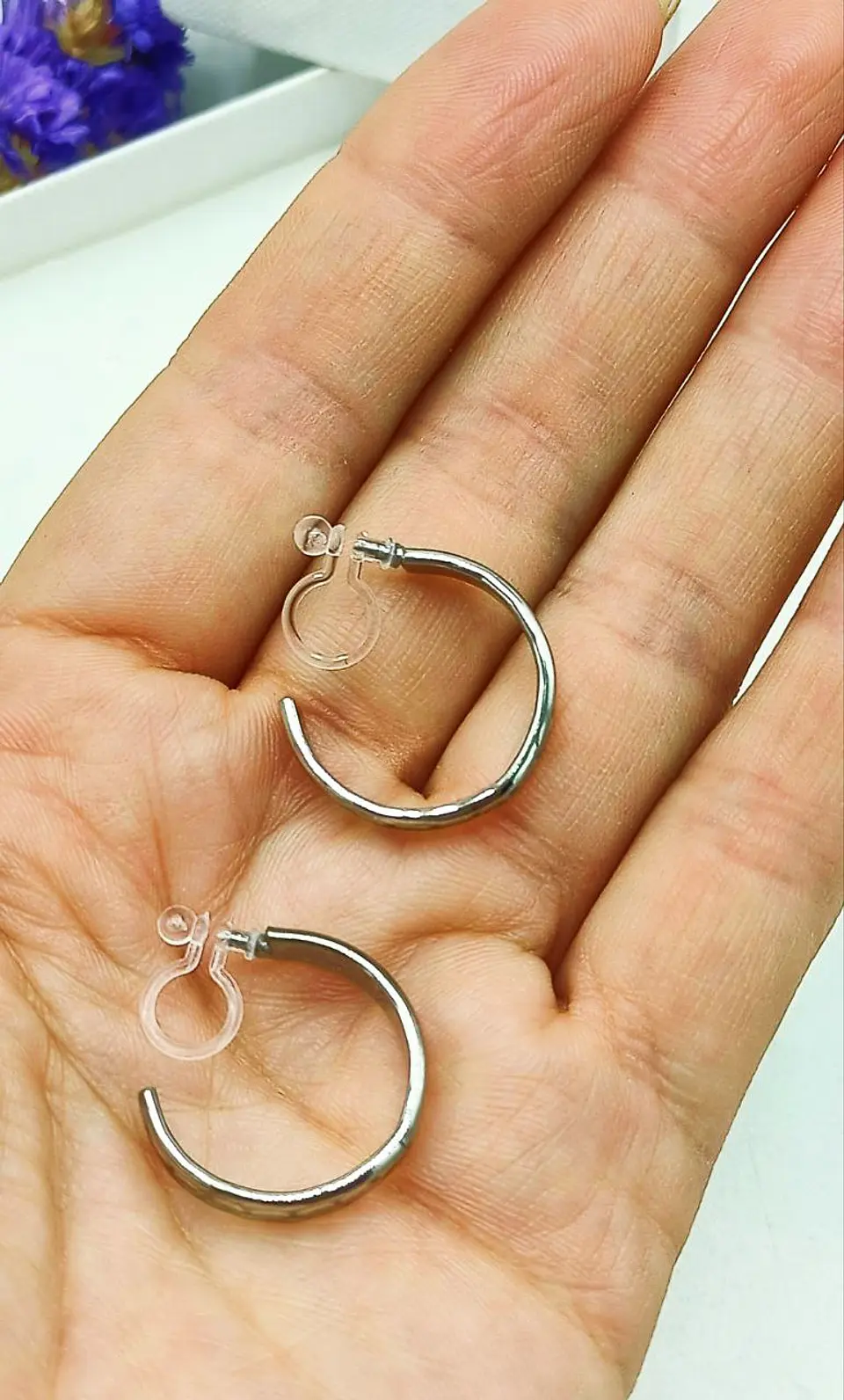 Aros Sin Perforación Argolla Hoop relieve ovalos Clip Invisible  4