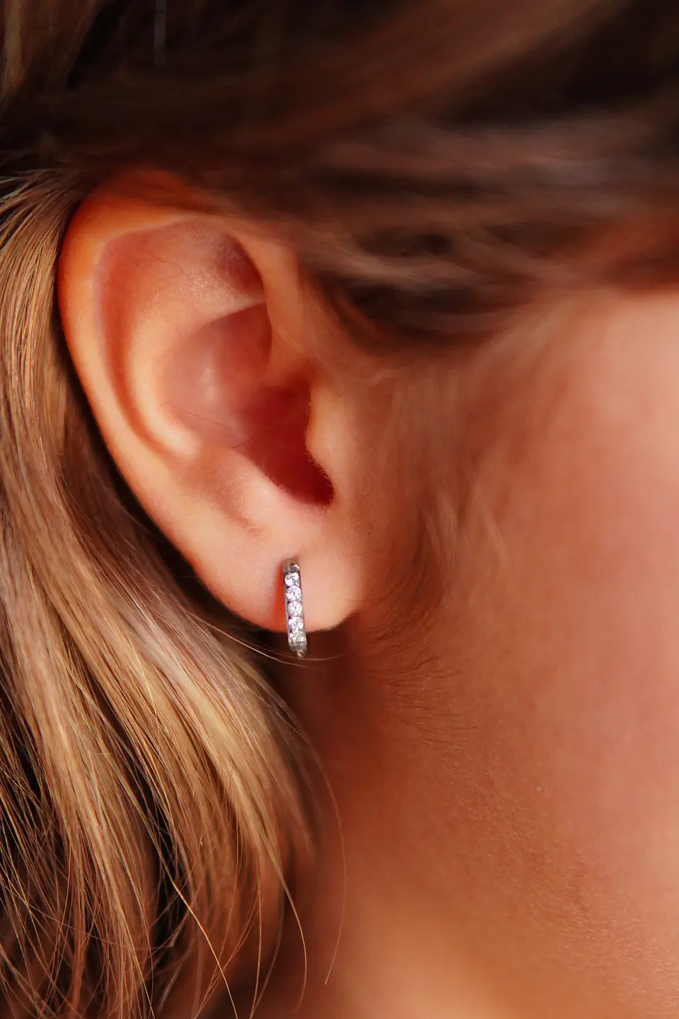 Argollas Aura Shine 8mm Titanio Astm F136 plateadas 7