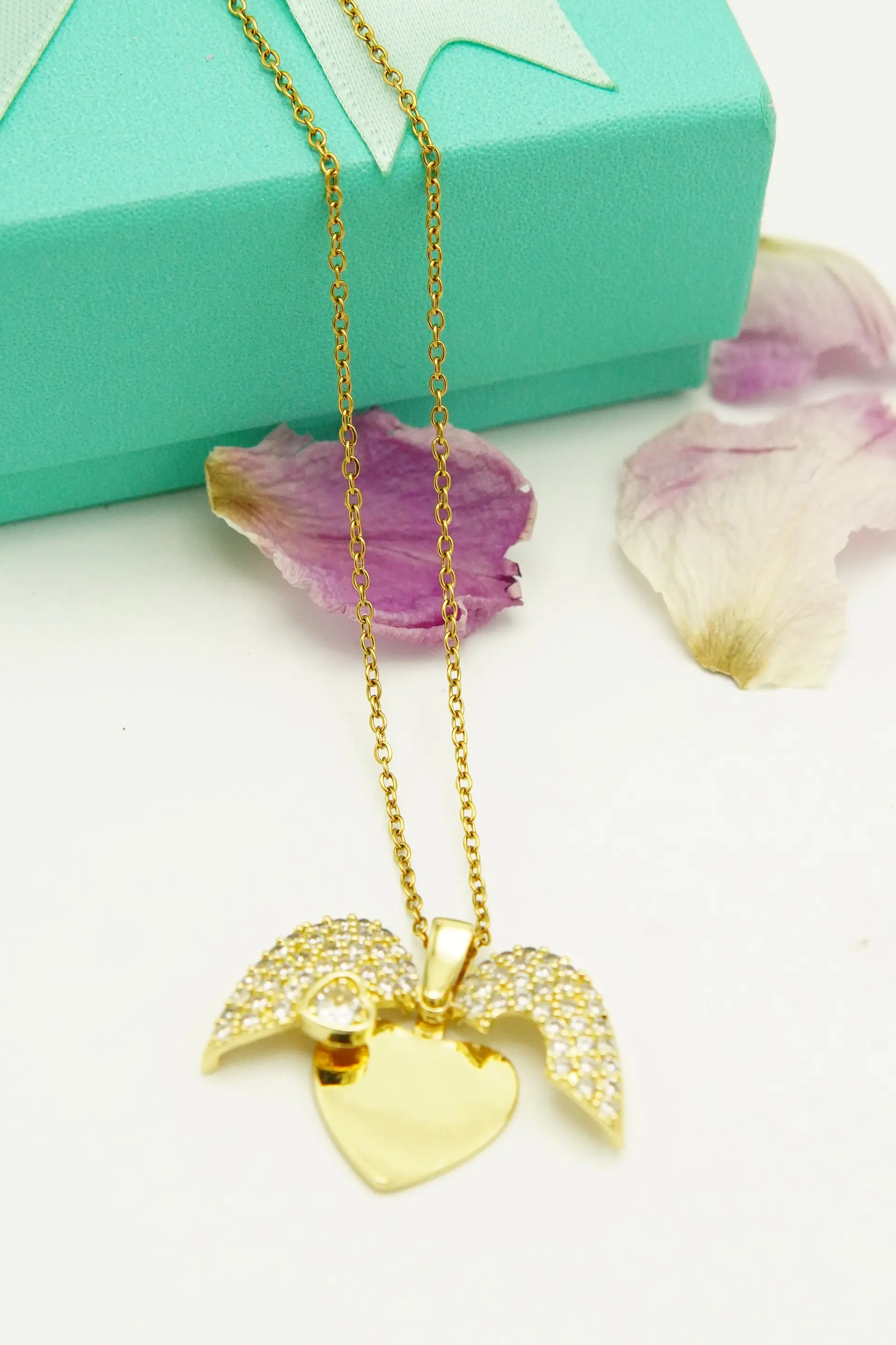 Colgante Corazon Mariposa Zirconia Pave Chapado En Oro 18k 8