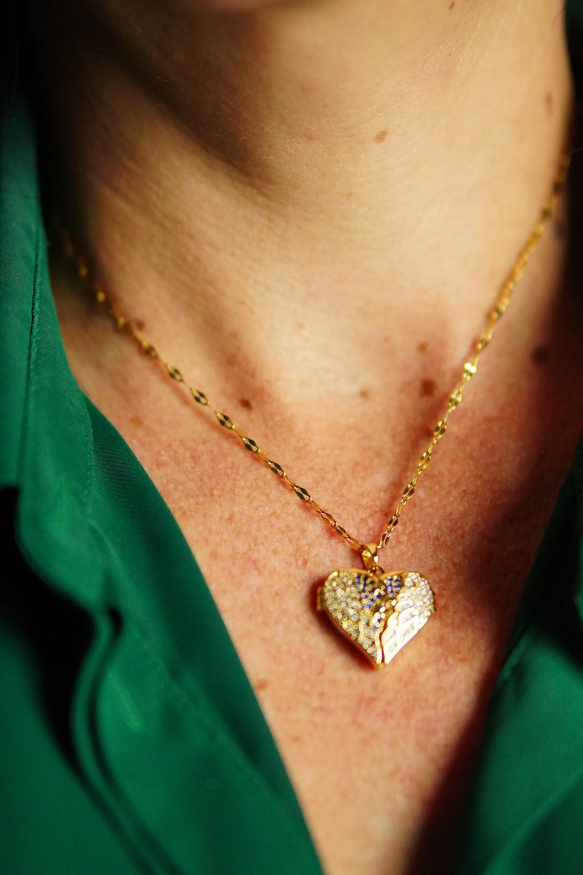 Colgante Relicario Corazón Pave Zirconias Chapado Oro 18k 5