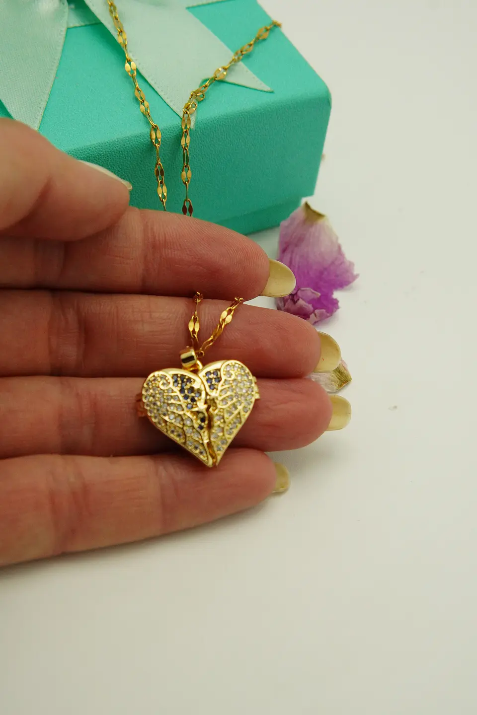 Colgante Relicario Corazón Pave Zirconias Chapado Oro 18k 2