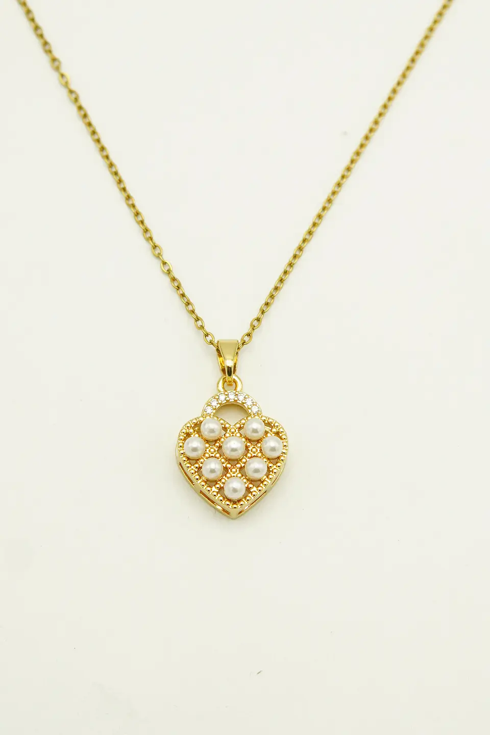 Colgante Corazón Chico Amor Perlas Zirconias Chapado Oro 18k 10