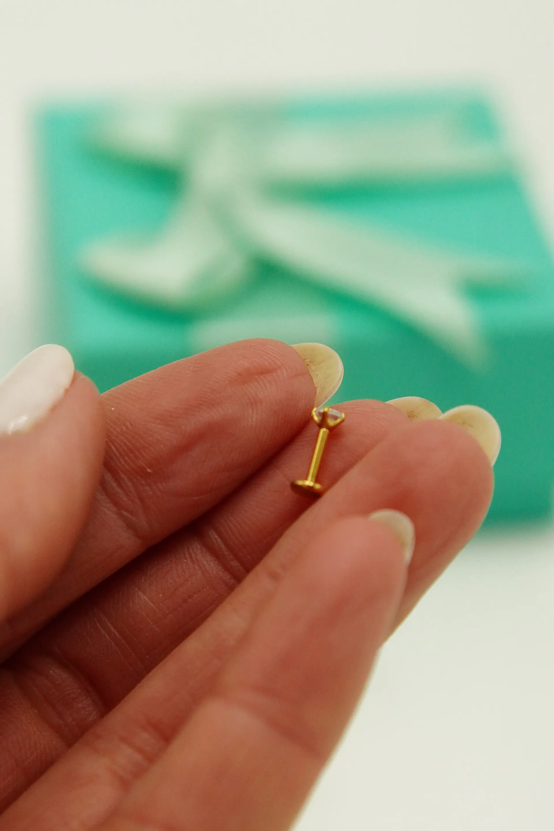 Piercing Labret Punto De Luz Titanio Astm F136 Chapado Oro 18k 11