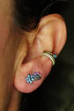 Piercing Labret 6mm Flor Zircon Azul Titanio Astm F136 - Miniatura 3
