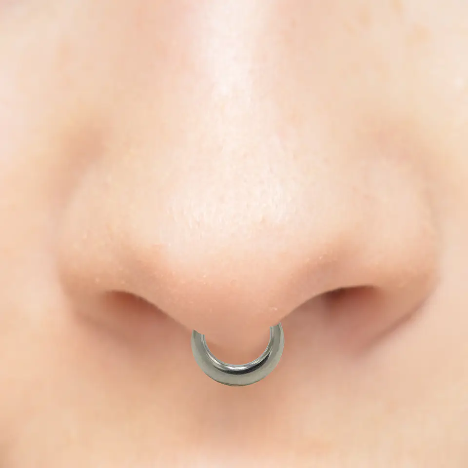 Piercing septum daith 10 mm titanio astm f136 chunky plateado 3