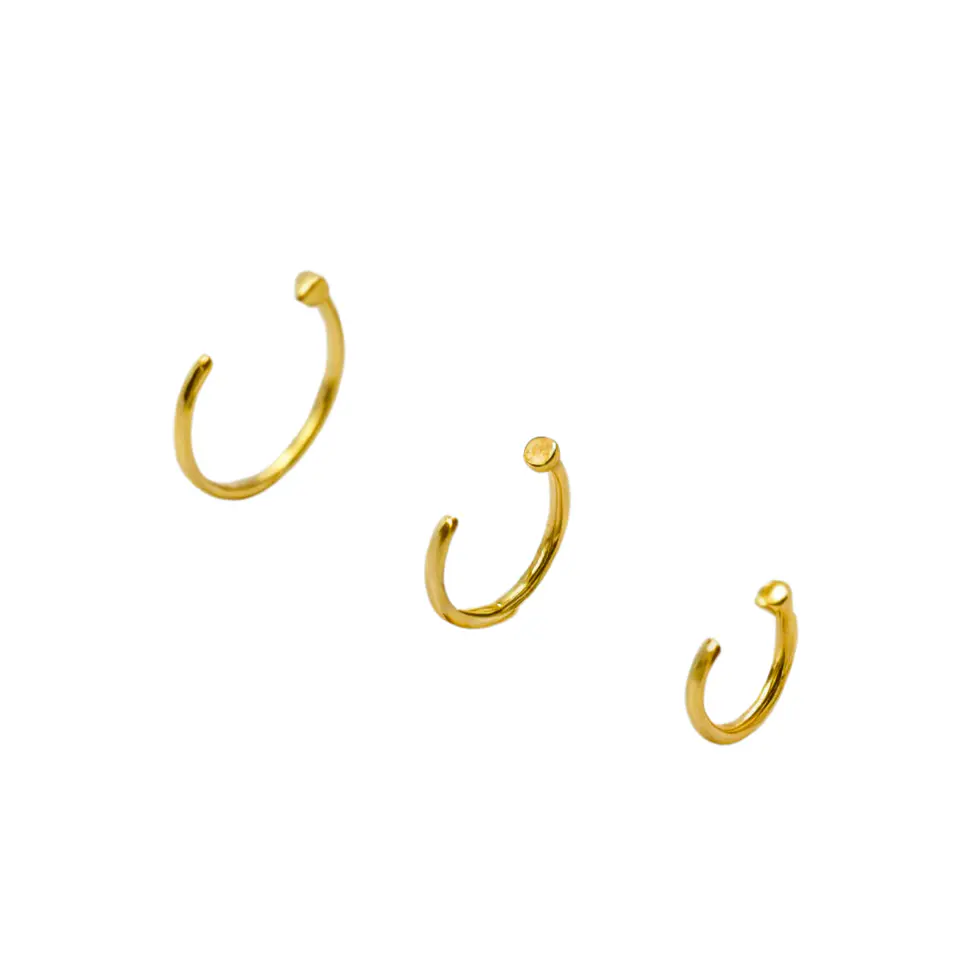 Pack de tres aros piercing abierto nostril titanio ASTM F136 dorados 9