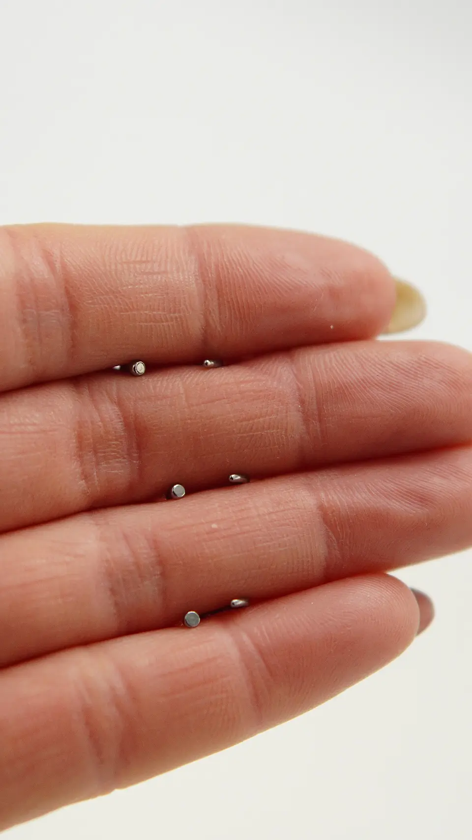 Pack de tres aros piercing abierto nostril titanio ASTM F136 plateados 6
