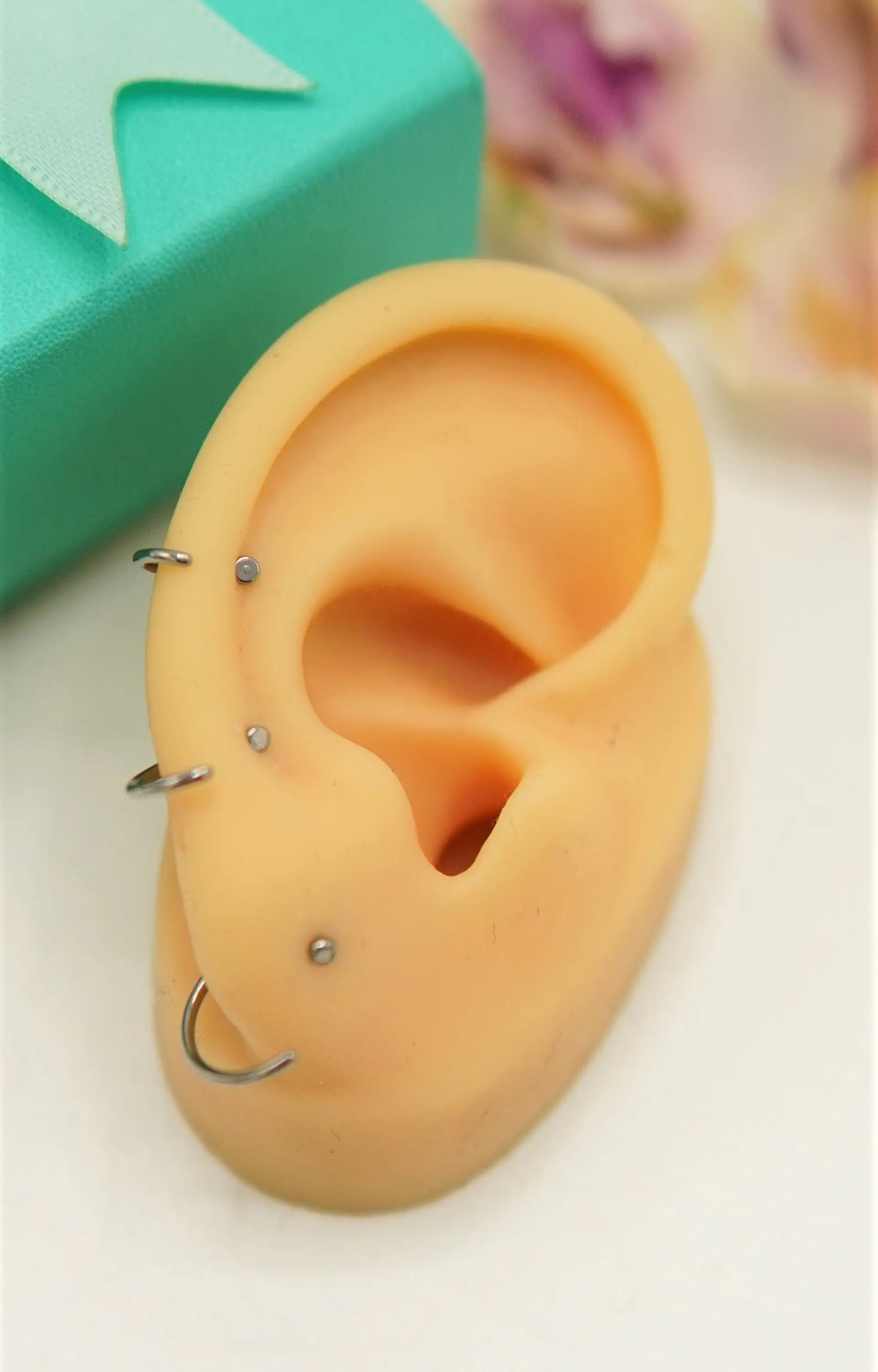 Pack de tres aros piercing abierto nostril titanio ASTM F136 plateados 5