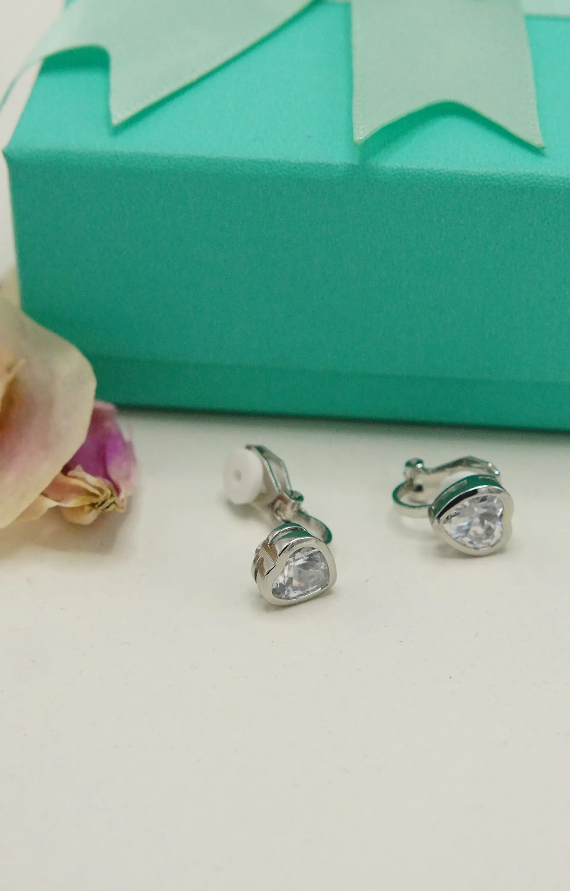 Aros Sin Perforacion corazon punto de luz chapado en plata 8