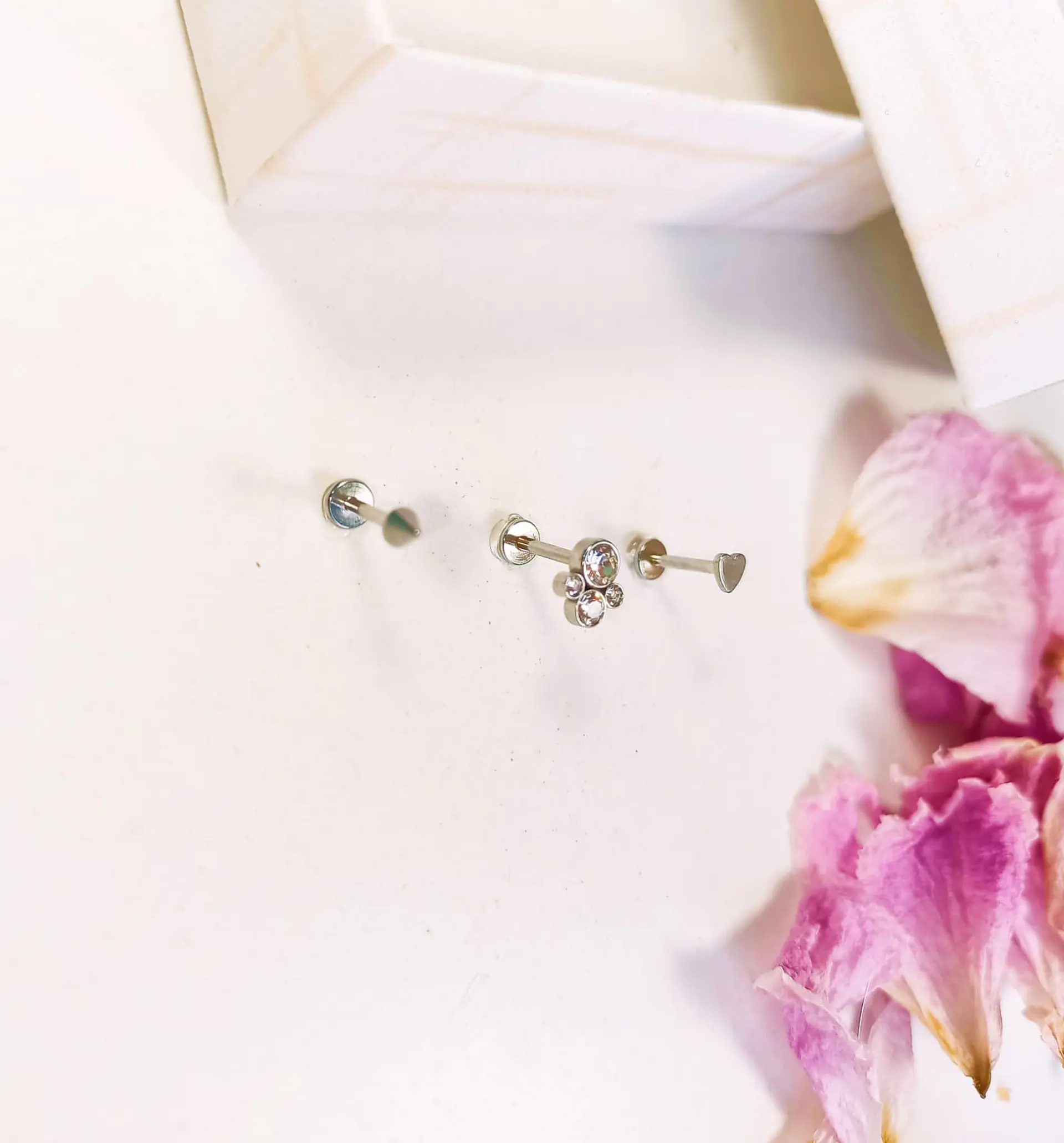 Set de Piercing Conquista Labret push pin acero quirurgico 3
