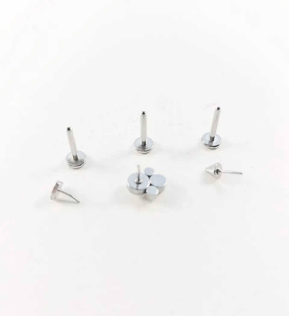Set de Piercing Conquista Labret push pin acero quirurgico 4