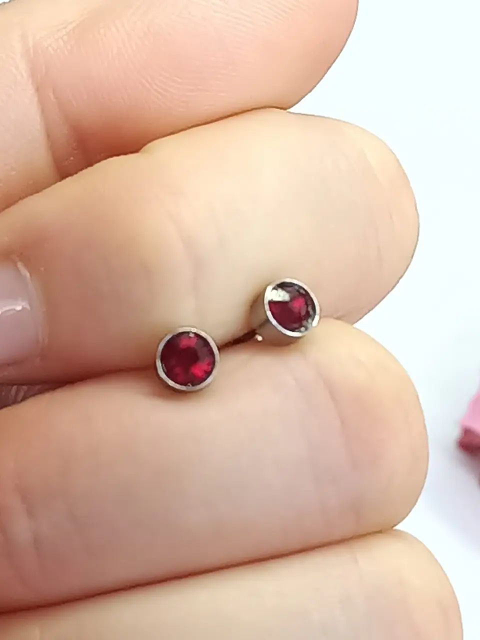 Aros Pequeños Puntos De Luz Acero Quirúrgico Colores 5mm 13