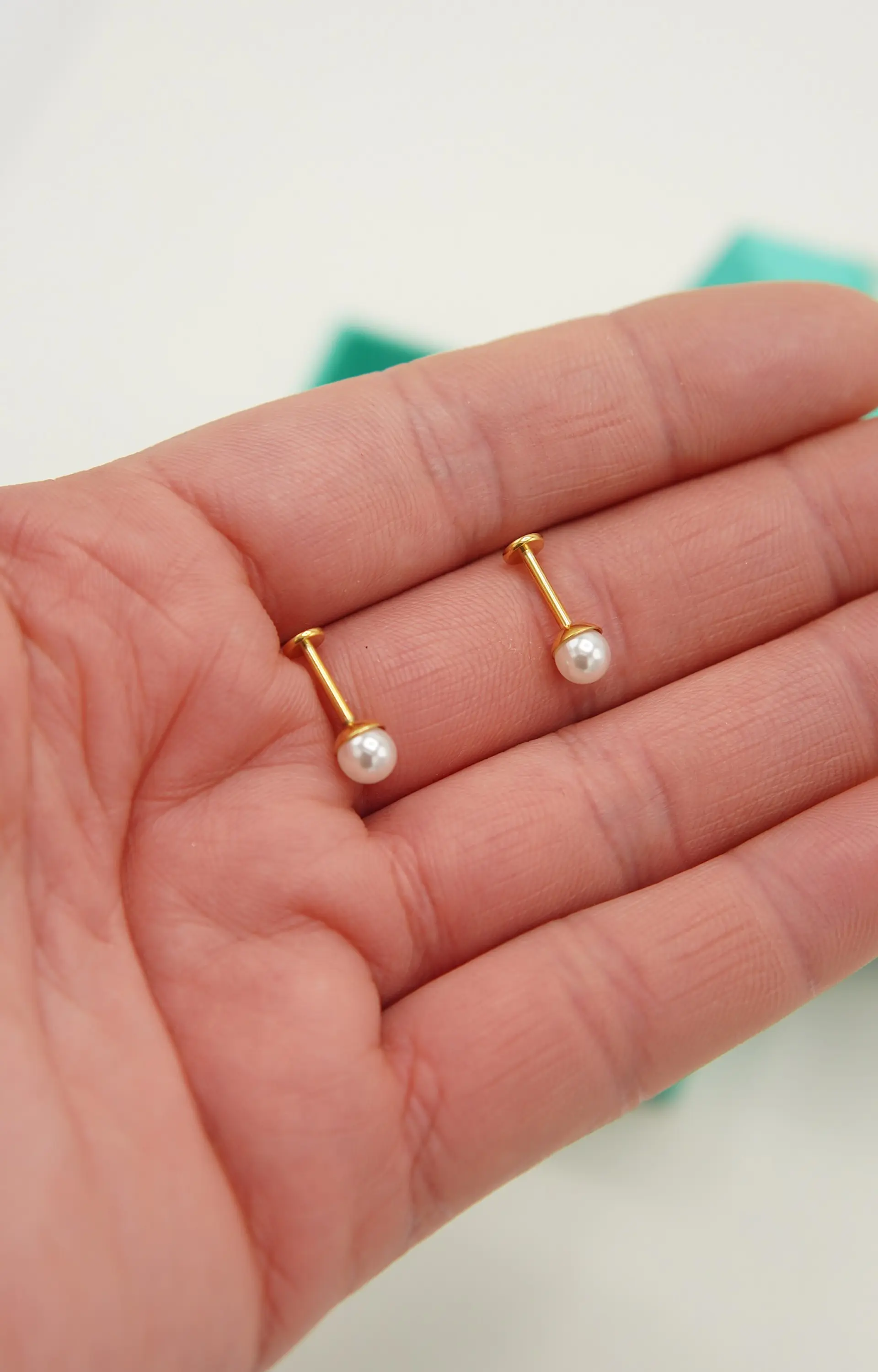 Aros perlas de seguridad titanio ASTM F136 chapados en oro 18k 6