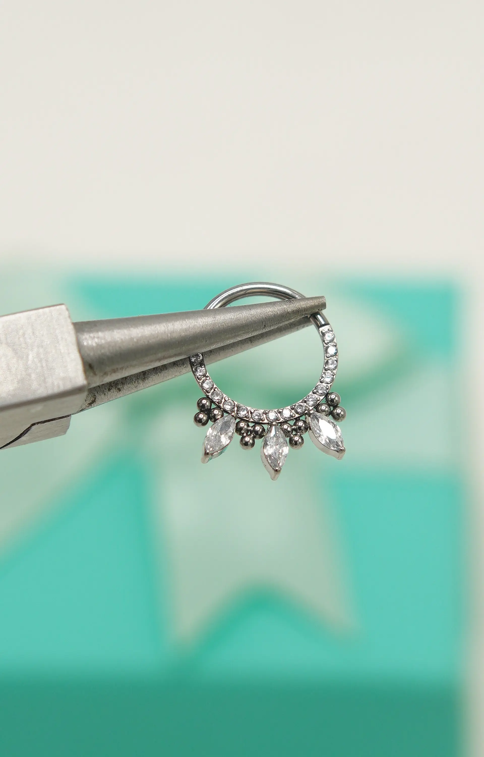 Piercing septum clicker 10mm 16g puntas zirconia titanio astm F136 5