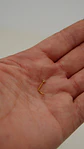 Piercing tipo S nostril 3mm titanio ASTM F136 chapado en oro 18k - Miniatura 4