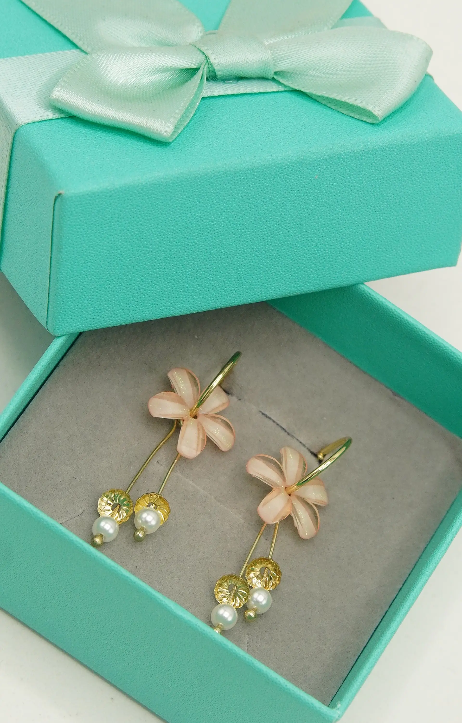 Aros estilo coreano flor rosada cristal dorado baño de oro 2