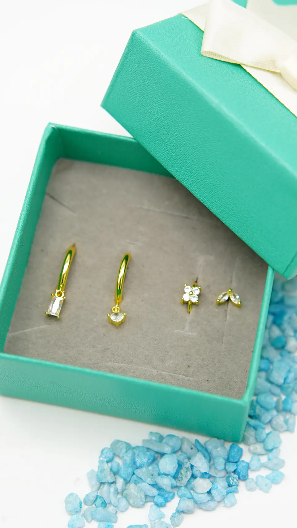 Pack de 4 aros argollas punto de luz bañadas en oro 18k 2