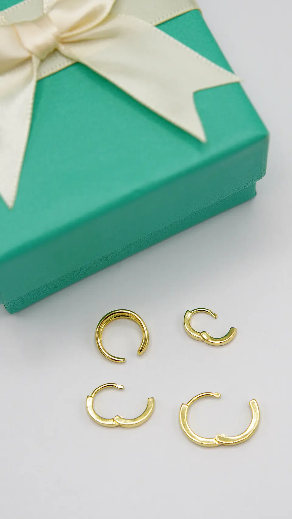 Pack de argollas lisas earcuff bañado oro 18k 8
