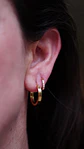Argollas lisas minimalistas elegantes chapadas en oro 18k - Miniatura 7