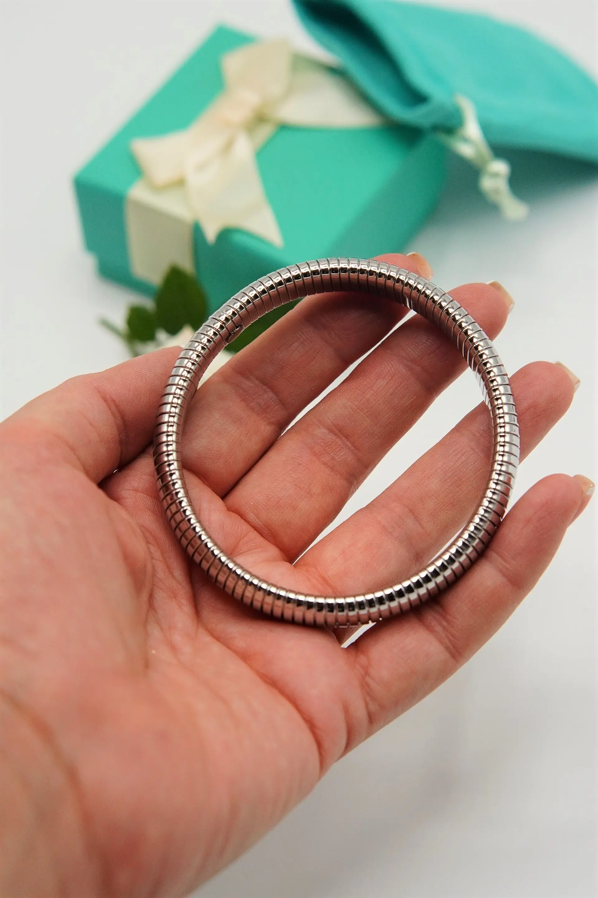 Pulsera elastica tejido de serpiente hipoalergenica plateada acero pulido 6