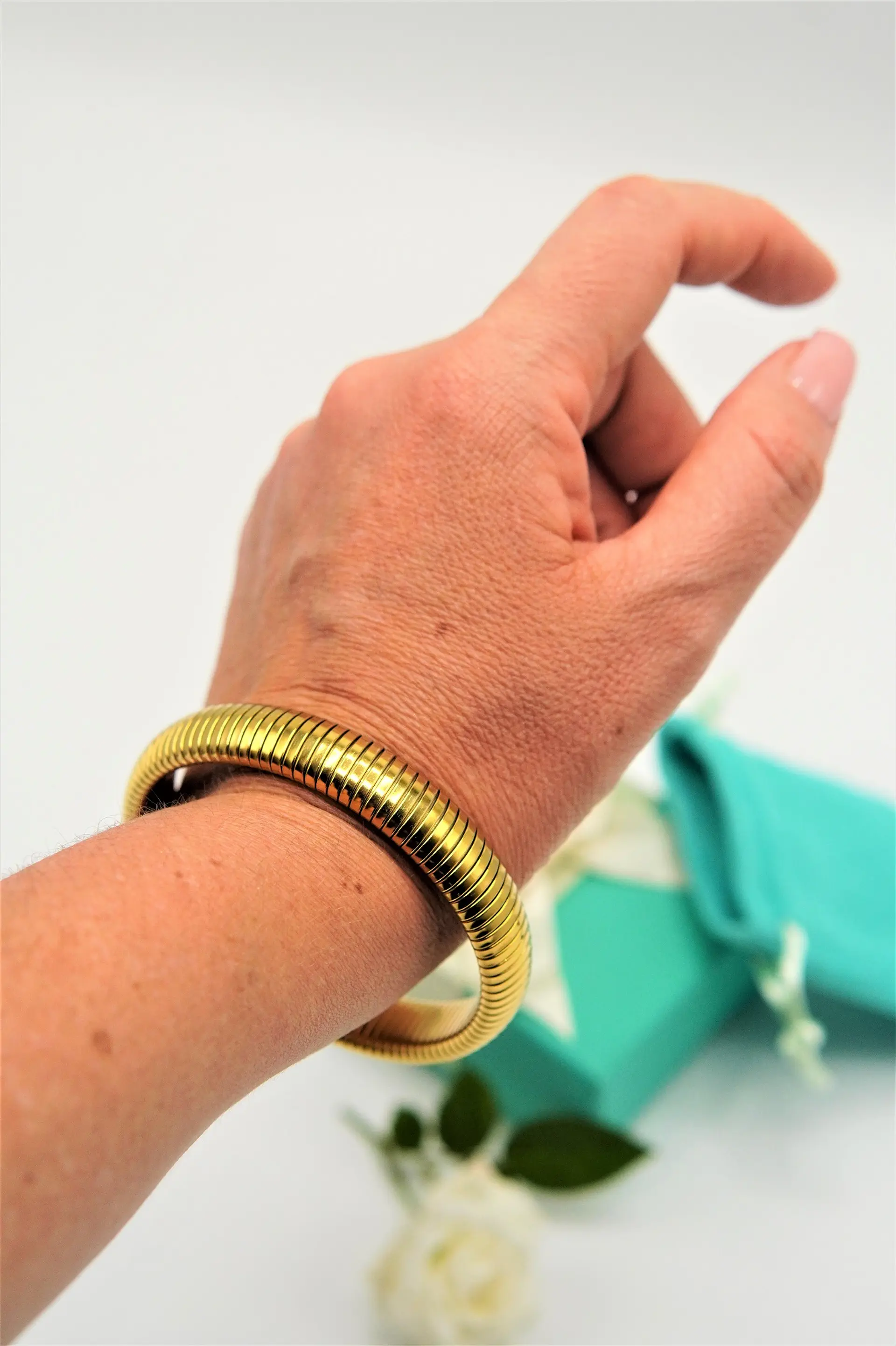 Pulsera elastica hipoalergenica tejido de serpiente chapada en oro 18k 5