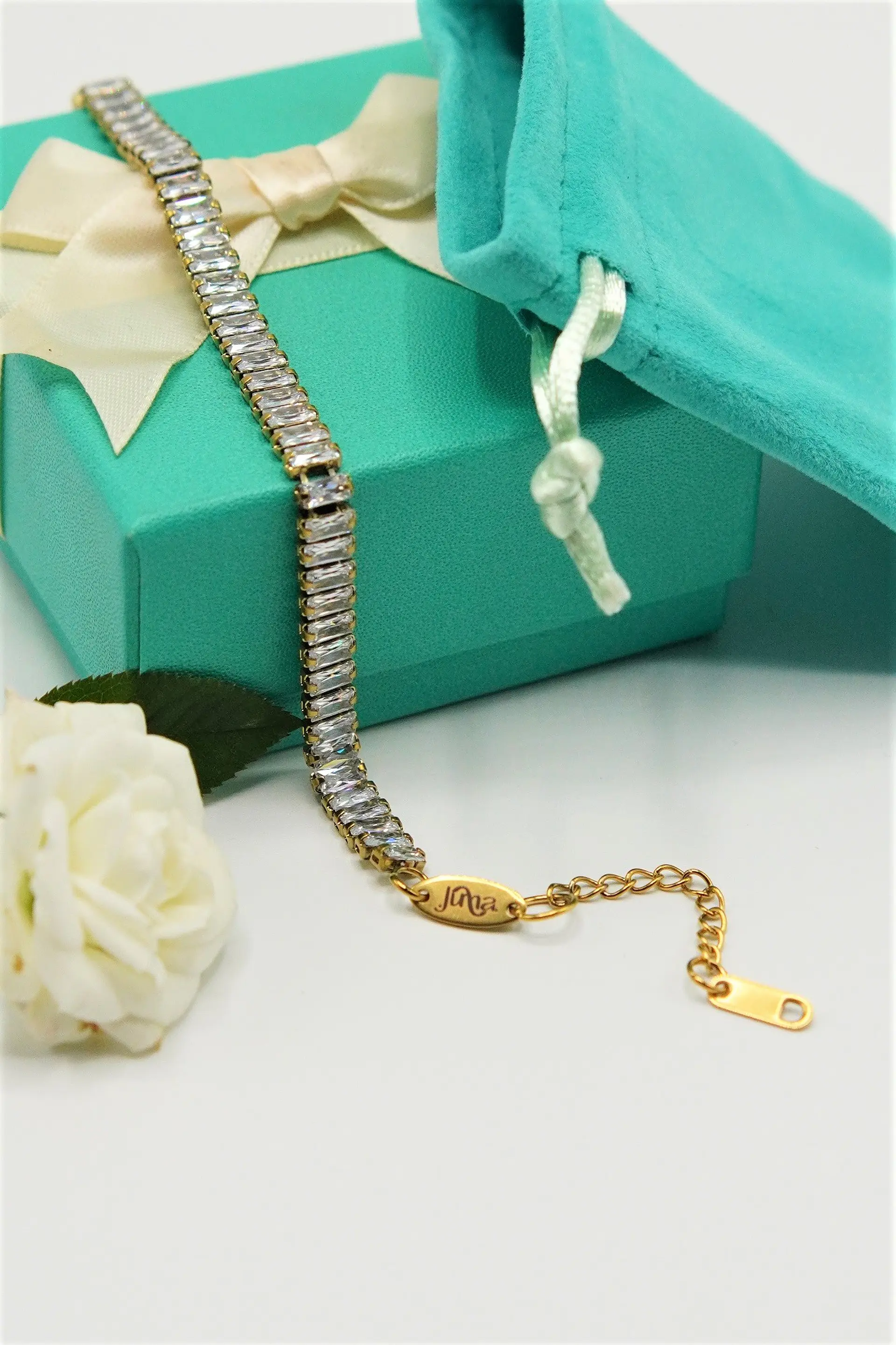 Pulsera tennis zirconias rectangulares chapada en oro 18k 5