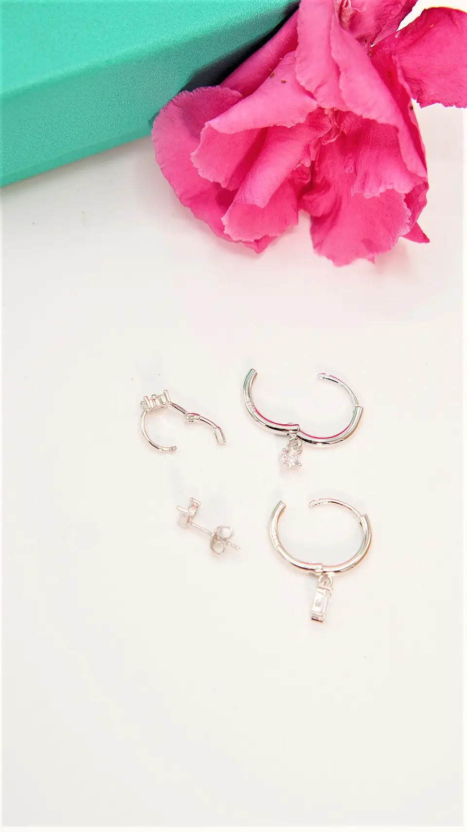 Pack de 4 aros argollas Luciana punto de luz chapadas en plata 925 8