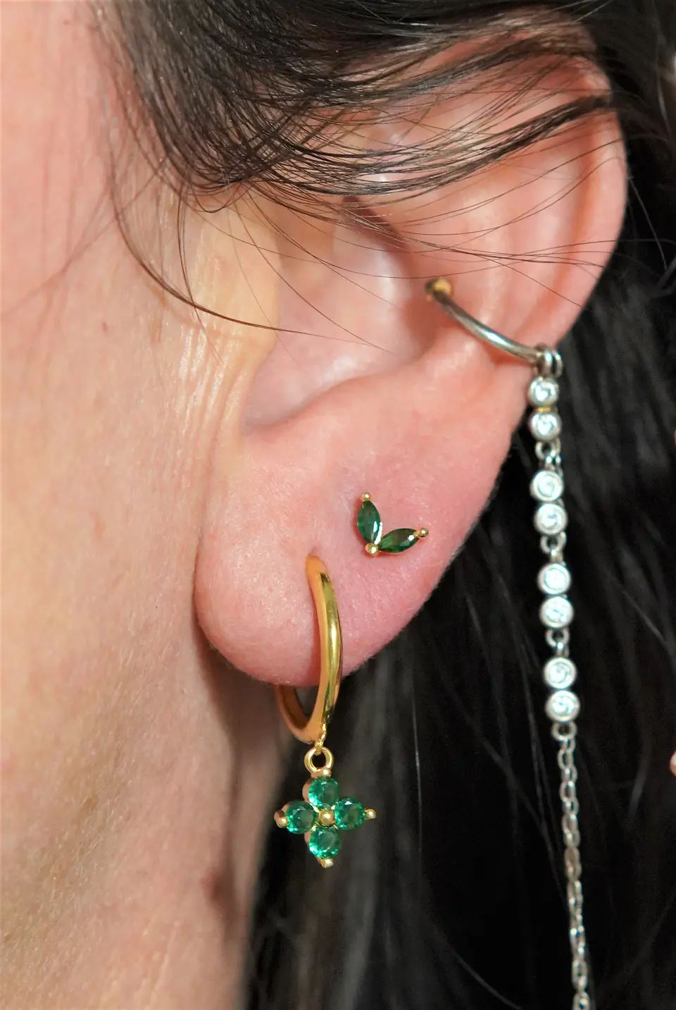 Pack de aros Antonia zirconia verde chapados en oro 18k  4