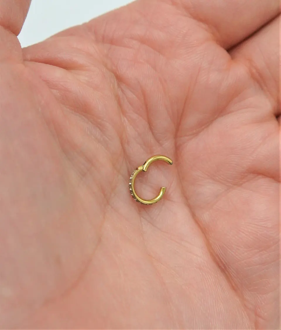 Piercing septum 6mm 16G titanio chapado en oro 18k 11