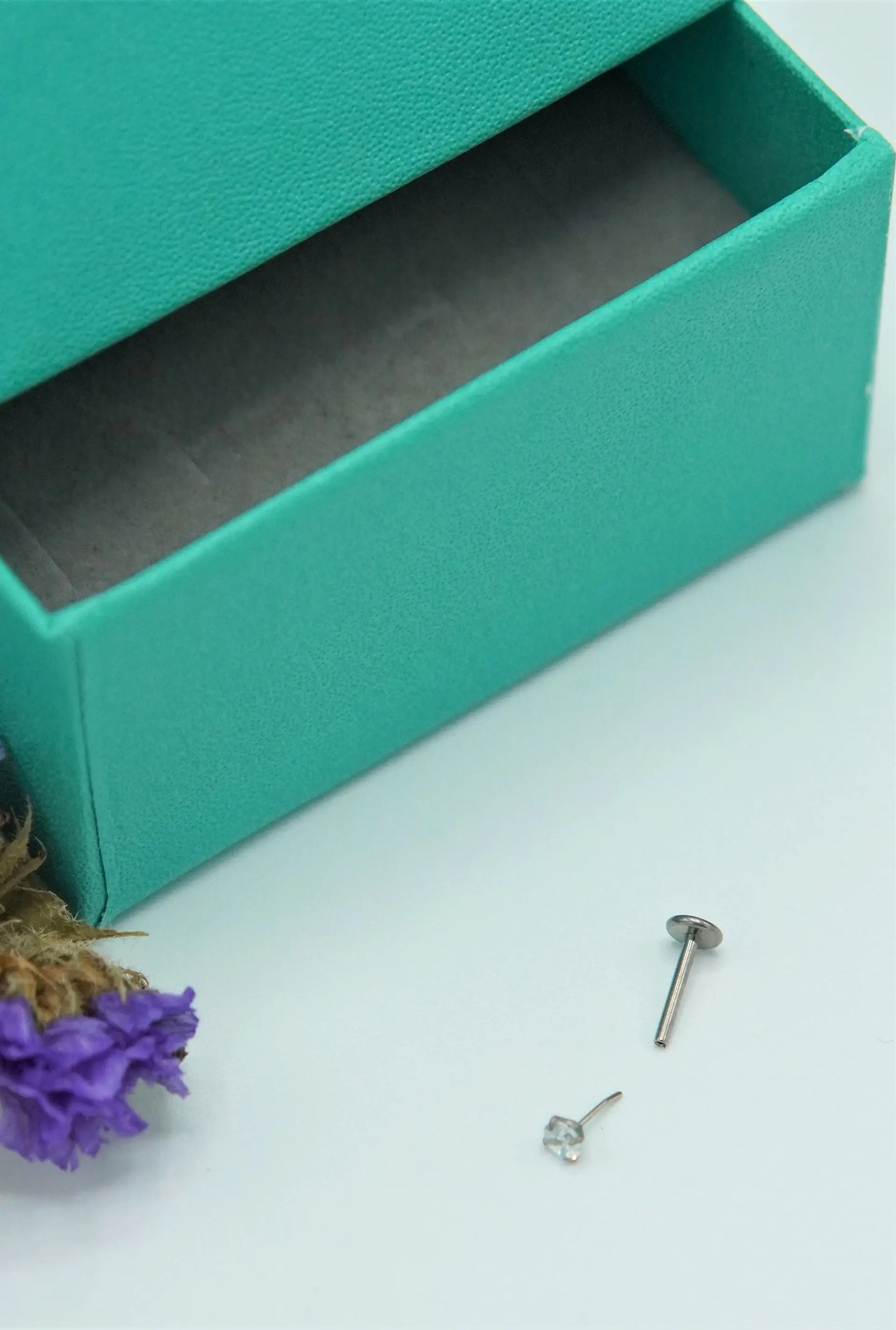 Piercing punto de luz 3mm titanio push pin nostril tragus 5