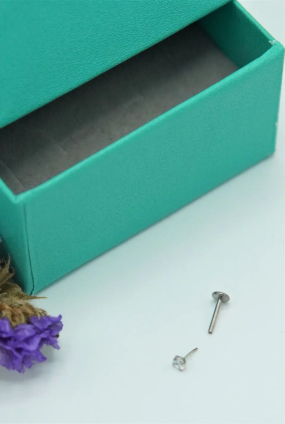 Piercing punto de luz 3mm titanio push pin nostril tragus 5