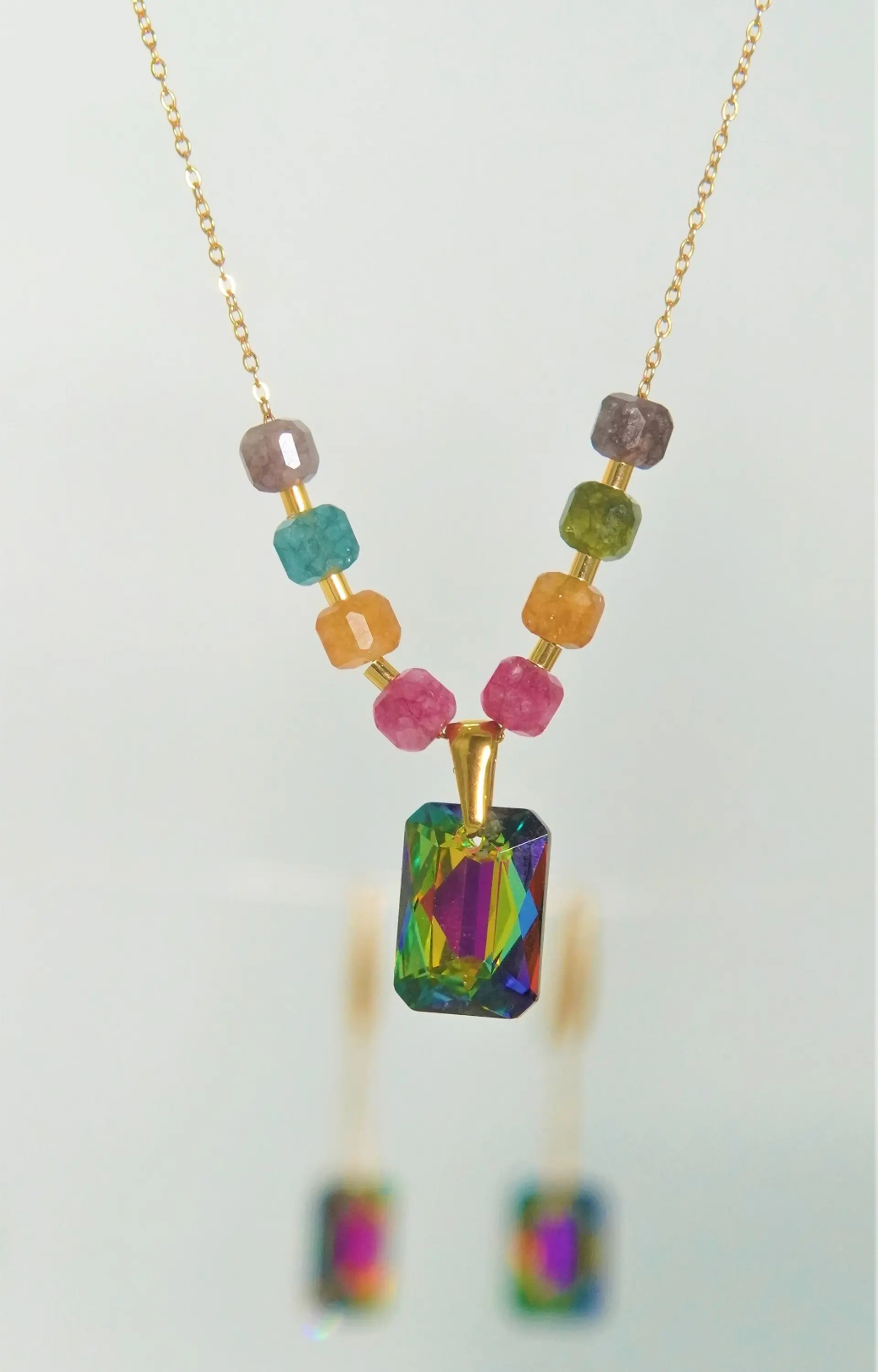 Conjunto Mia collar y aros con cristales de Swarovski® esmerald cut chapado 4