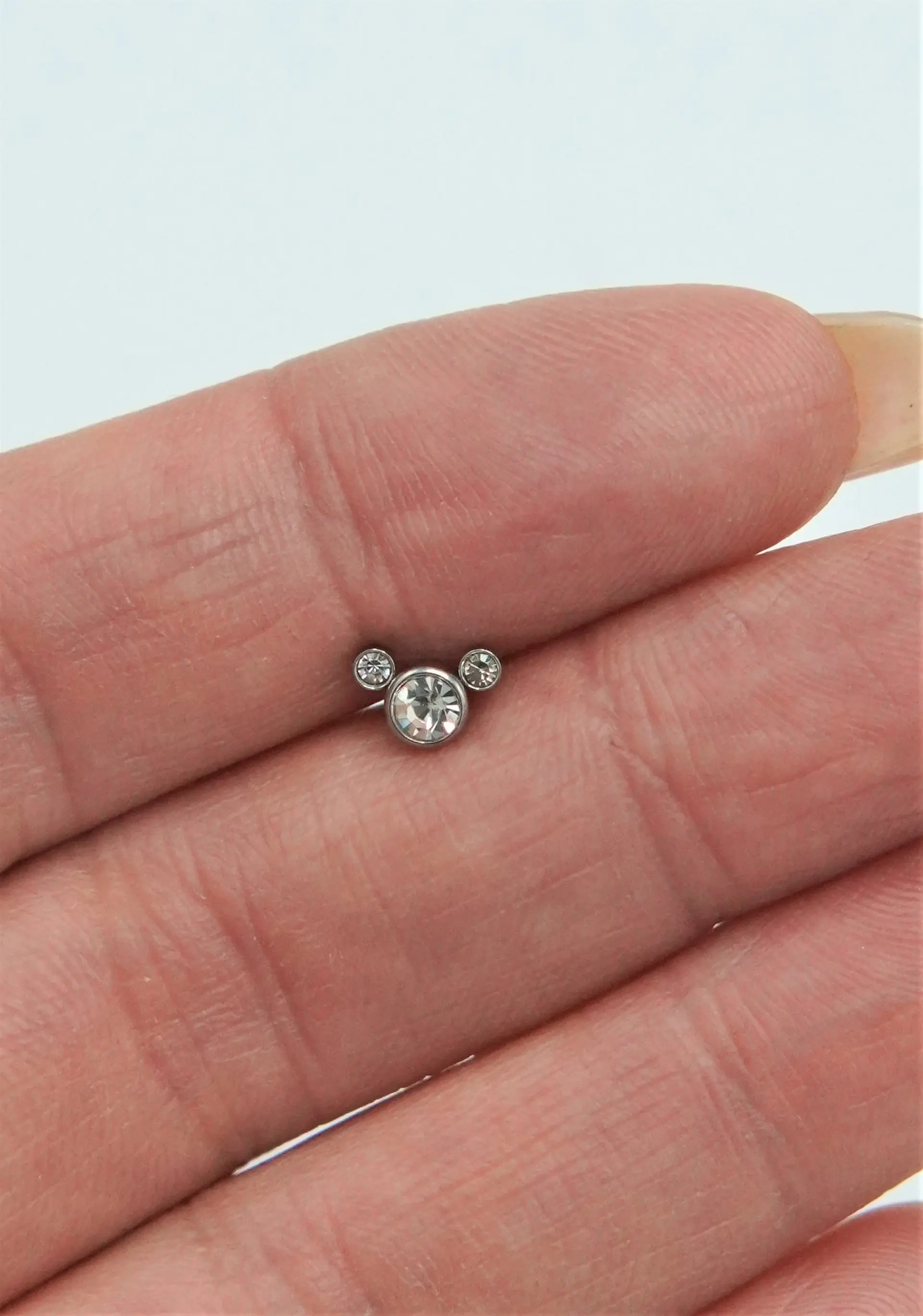 Piercing Tragus Conch Labret Modelo Mickey 16g 5