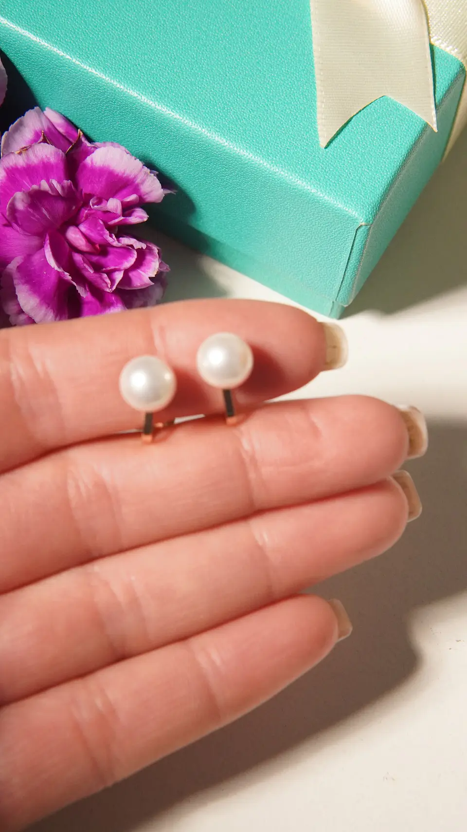 Aros perla 8mm sin perforación bañado en oro 14k 5
