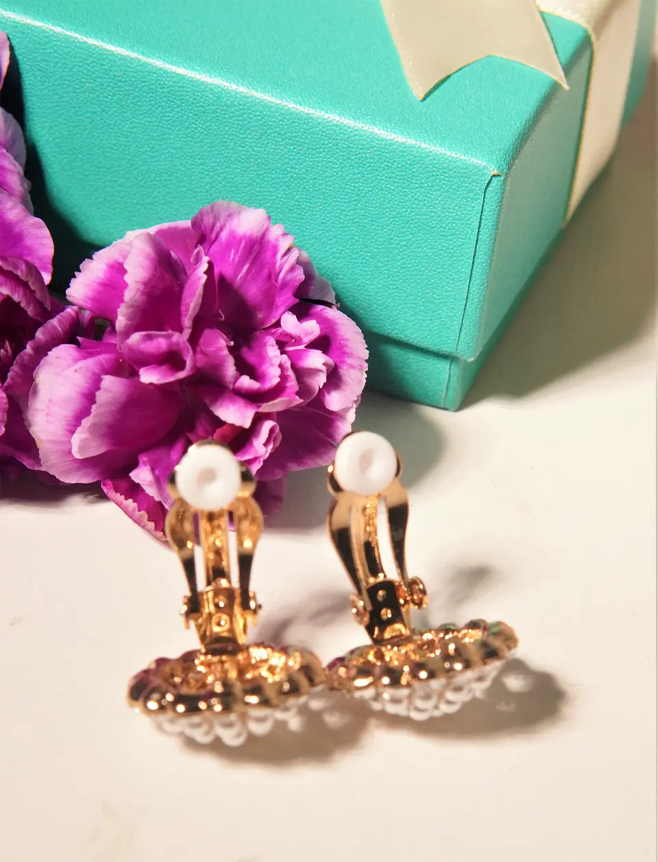 Aros perlas y zirconias sin perforacion bañado en oro 14k 6