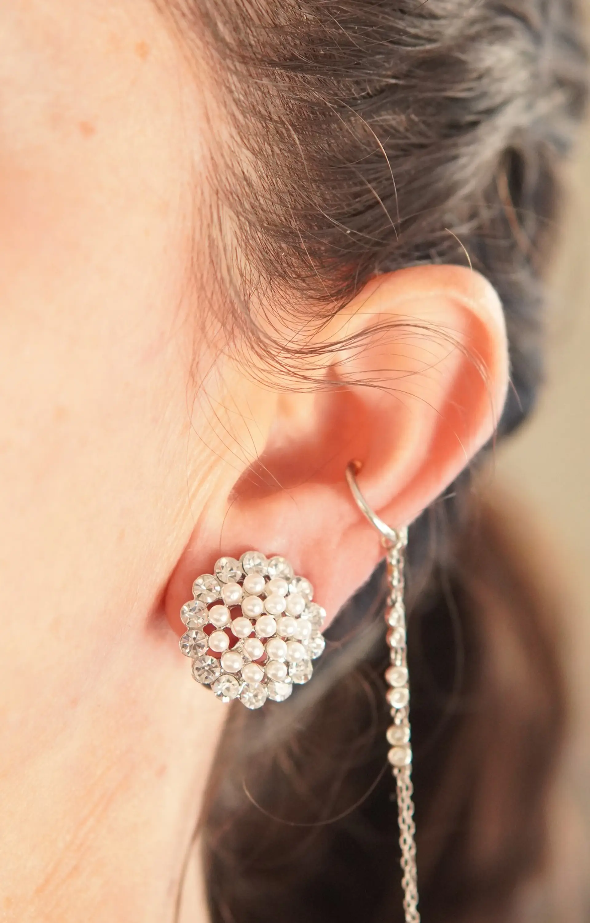 Aros sin perforacion perlas y zirconias sol y brillo plateados 7