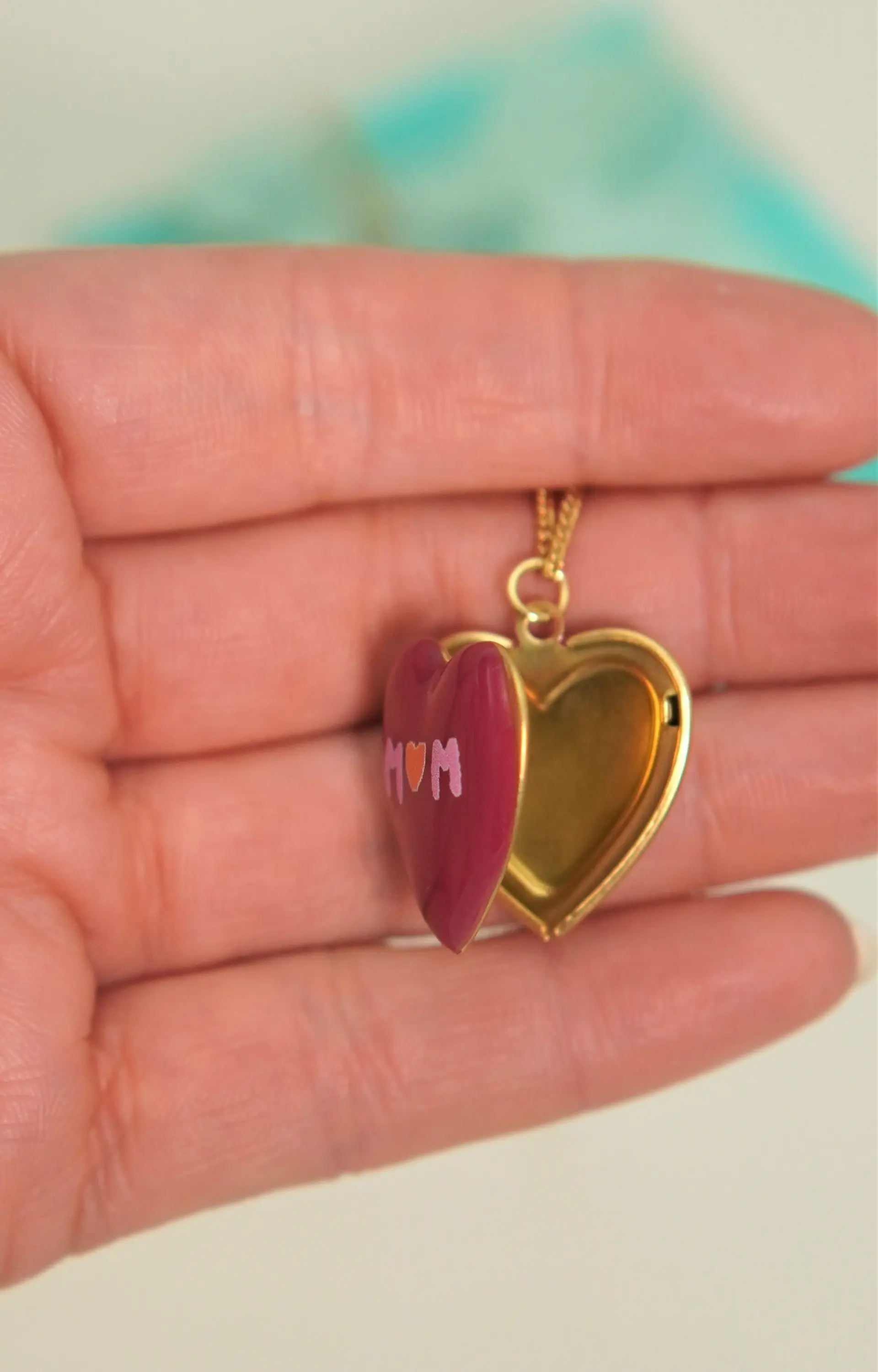 Relicario corazon MAMA burdeos chapado en oro 18k 5