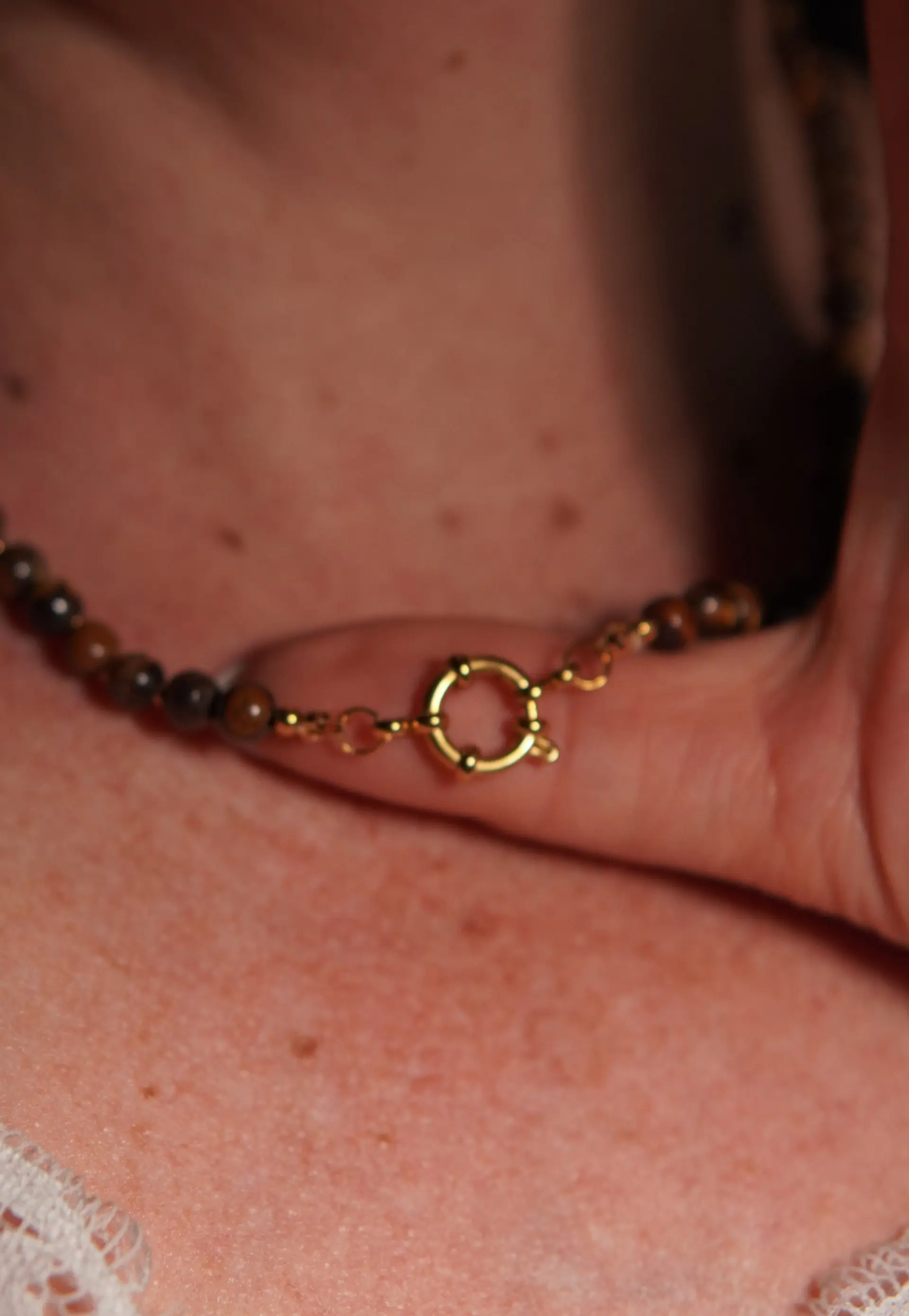 Collar gargantilla ojo de tigre 6mm chapado en oro 18k Terranova 9