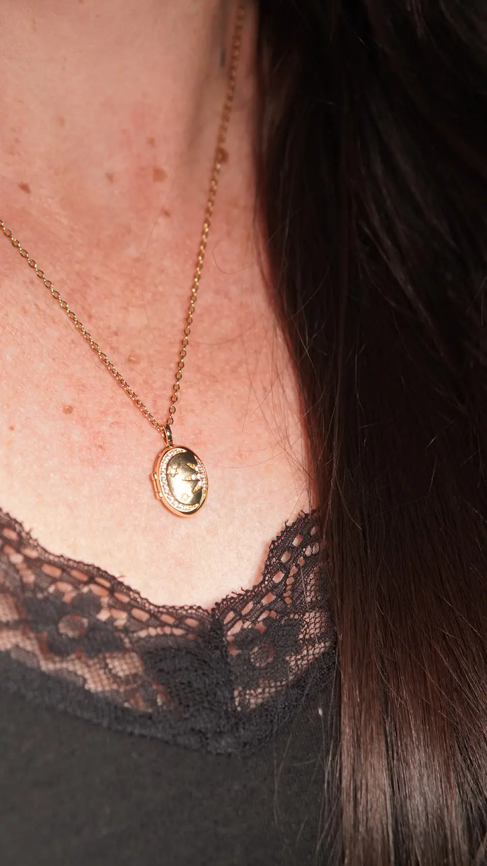 Relicario Lilian luna estrella zirconias Chapado en oro 18k 3