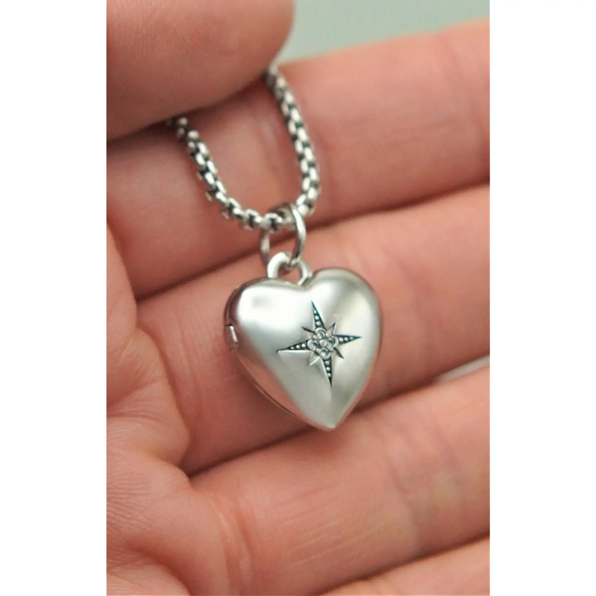 Colgante relicario corazon estrella plata fina 925 7