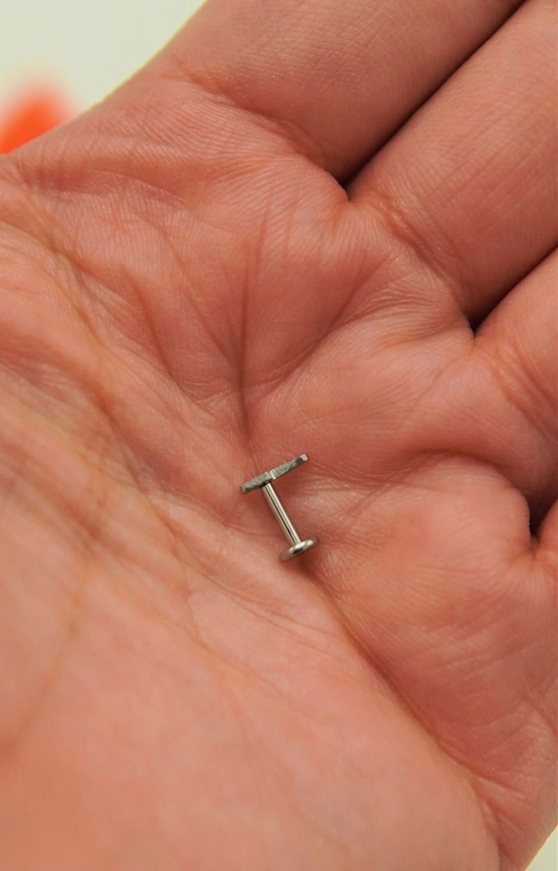 Piercing labret rayo barra 6mm 16G titanio ASTM F136 8