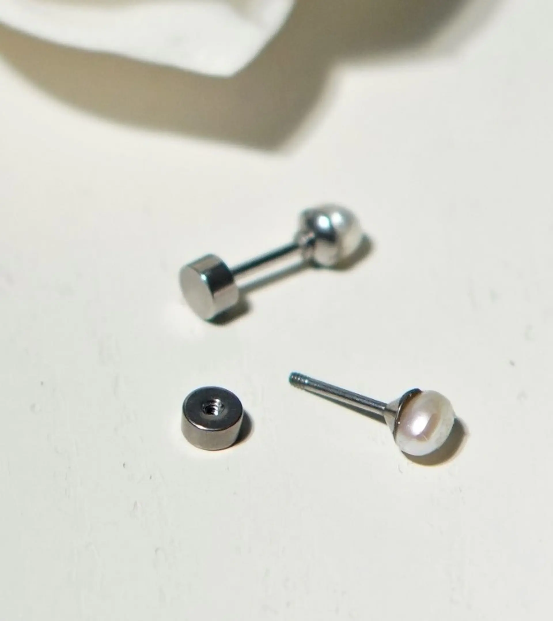 Aros Marisa perlas de rio 3mm titanio ASTM F136 Riviere 9