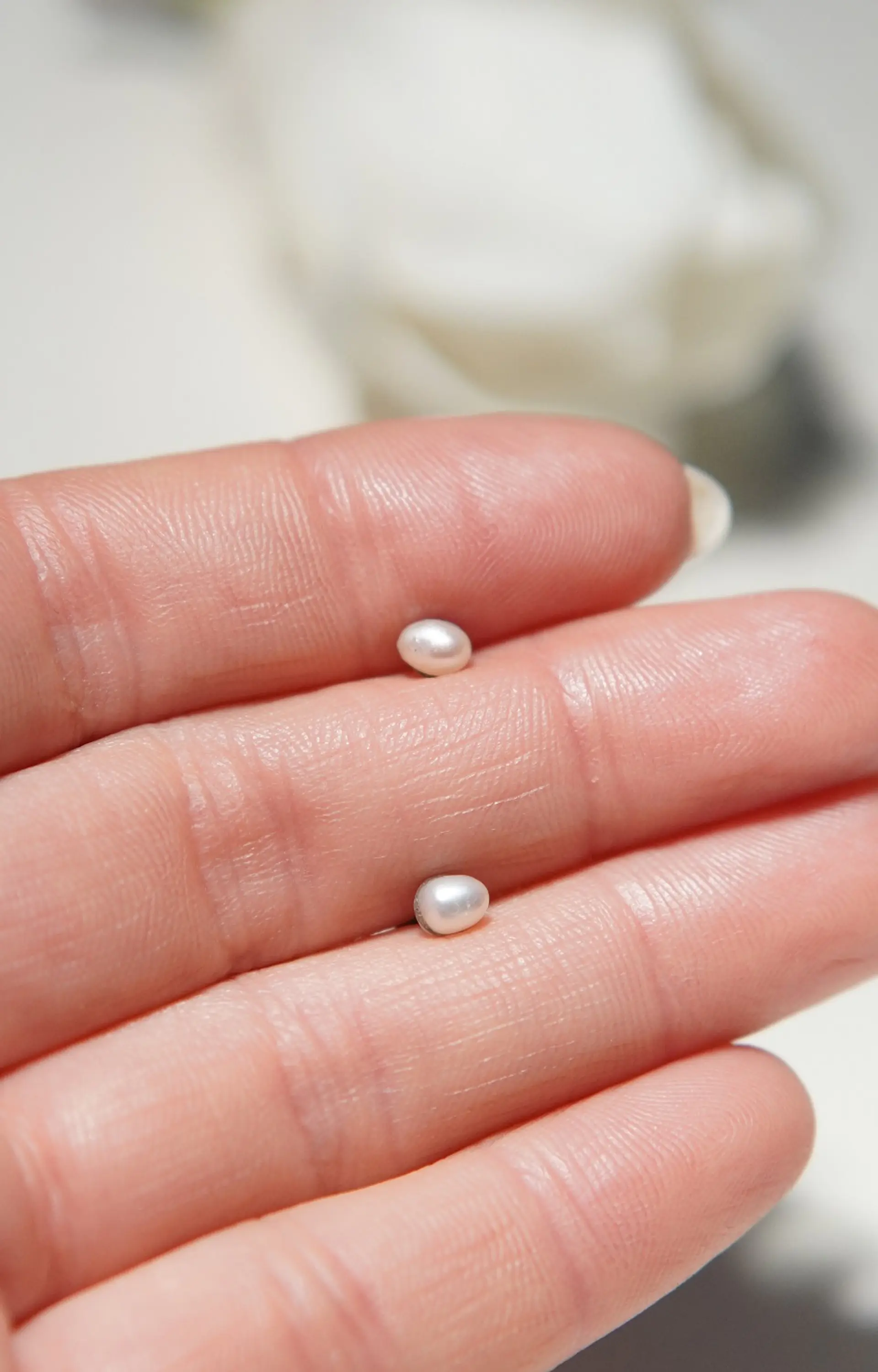 Aros Marisa perlas de rio 3mm titanio ASTM F136 Riviere 11