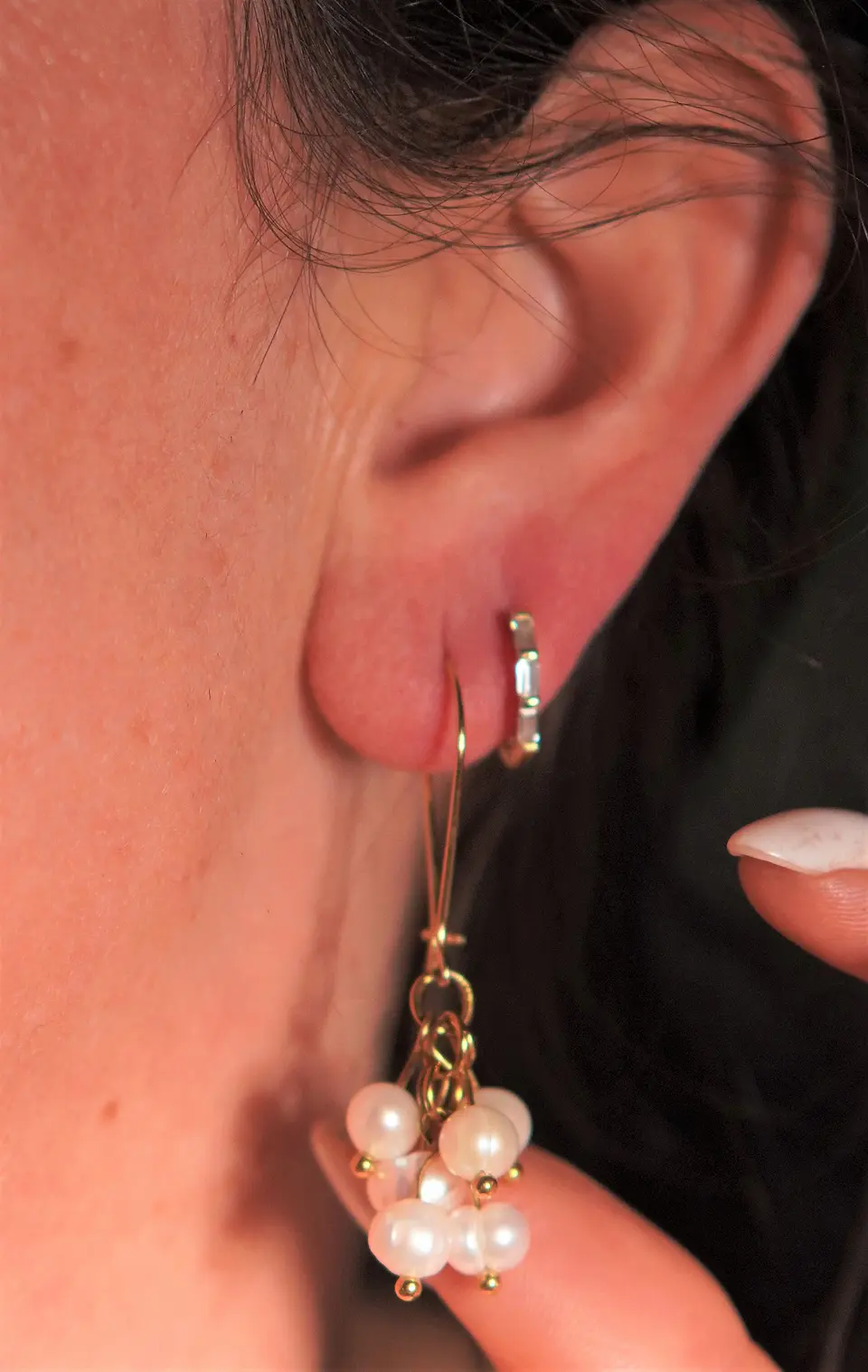 Aros largos ramillete Marella perlas de rio chapada en oro 18k Riviere 7