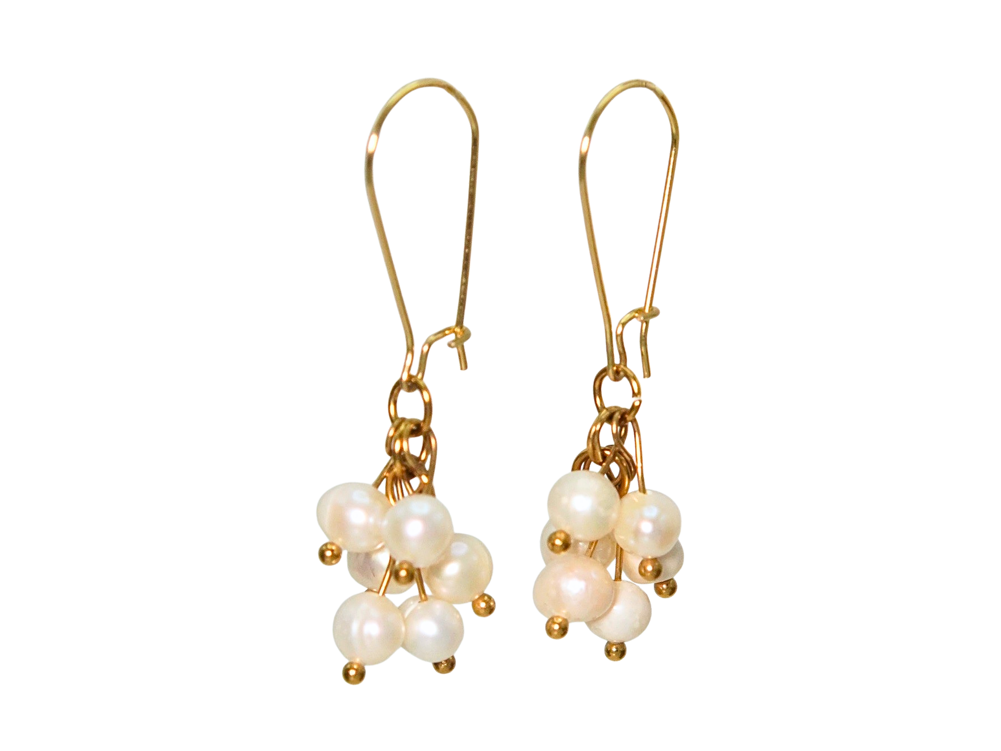 Aros largos ramillete Marella perlas de rio chapada en oro 18k Riviere 1