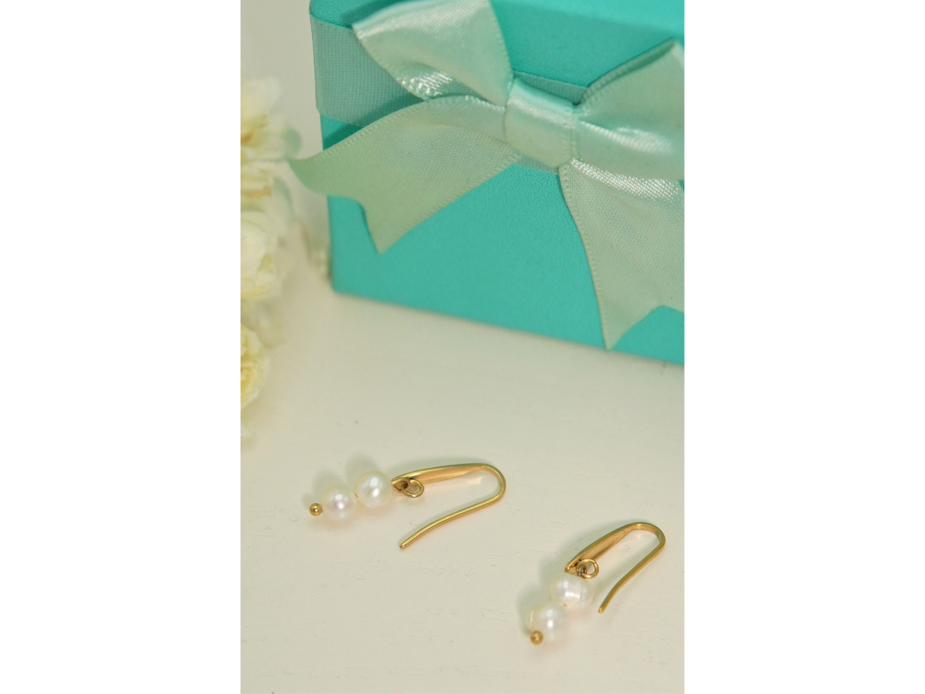 Aros Ula perlas de rio chapadas en oro 18k Riviere 7