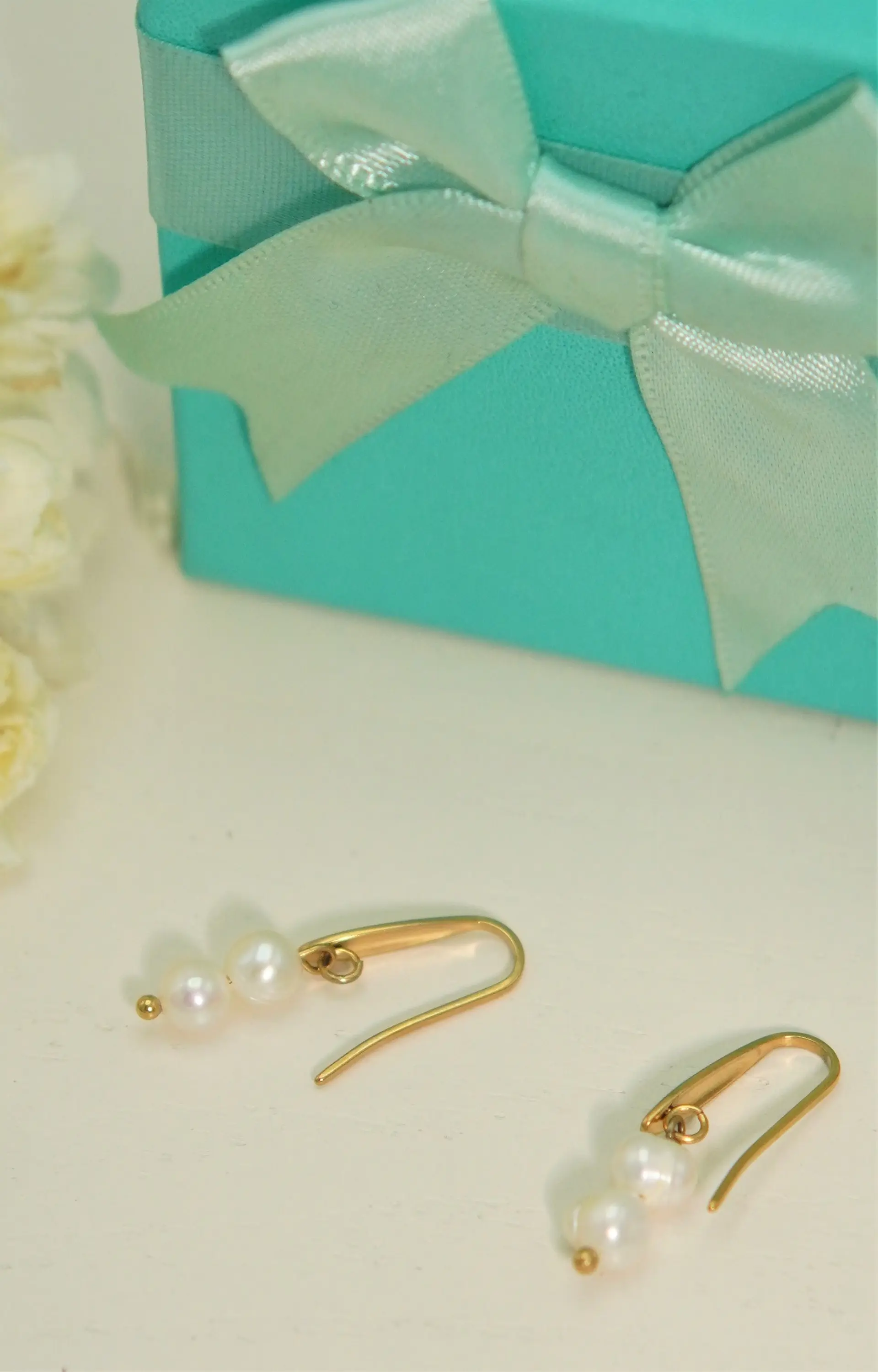 Aros Ula perlas de rio chapadas en oro 18k Riviere 7